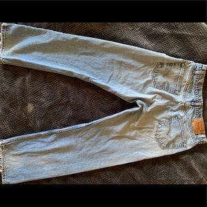 VINTAGE Distressed Levi’s Jeans w/ CLASSIC TAG